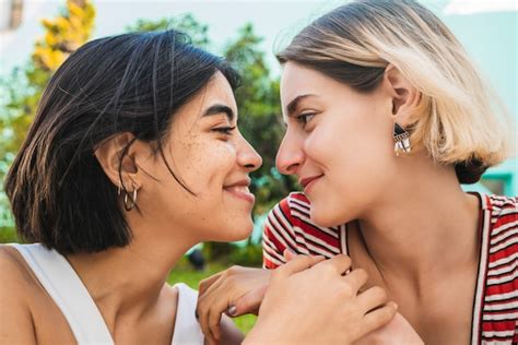 citas con lesbianas|HER: Lesbian LGBTQ Dating 17+